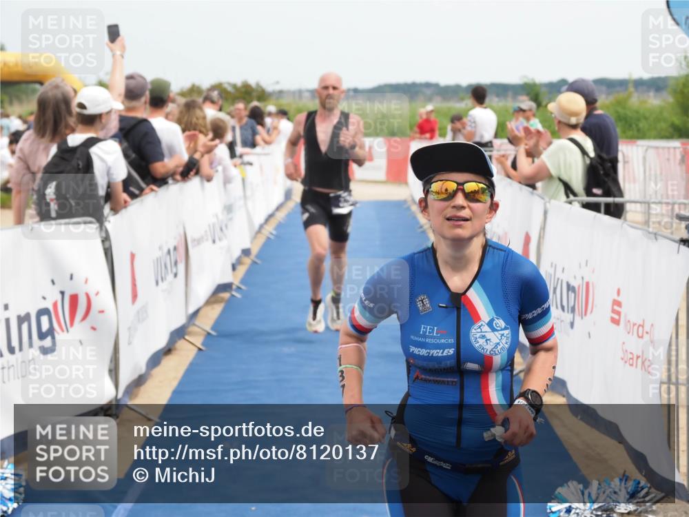 22.06.2025 - Viking Triathlon MichiJ http://msf.ph/oto/8120137 22.06.2025 14:59:08 Ziel 137, 325 meine-sportfotos.de