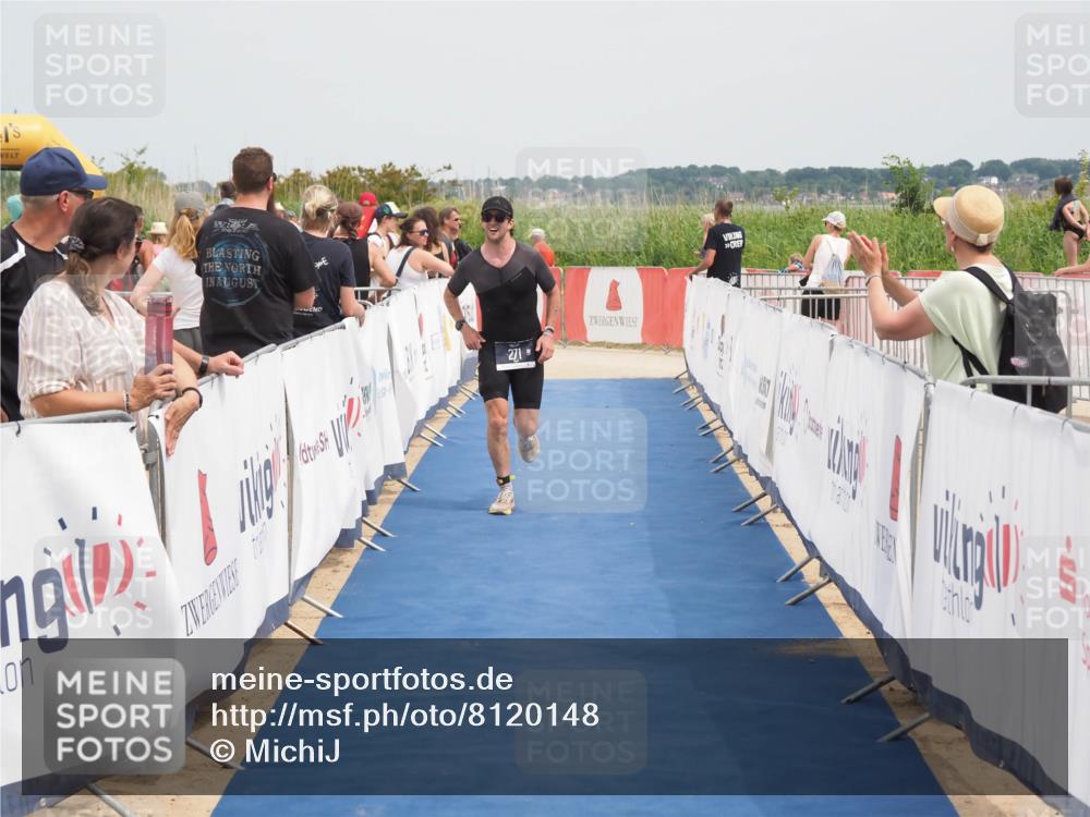 22.06.2025 - Viking Triathlon MichiJ http://msf.ph/oto/8120148 22.06.2025 15:11:15 Ziel 146, 271, 365 meine-sportfotos.de