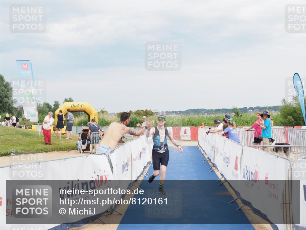 22.06.2025 - Viking Triathlon MichiJ http://msf.ph/oto/8120161 22.06.2025 17:02:52 Ziel 136 meine-sportfotos.de