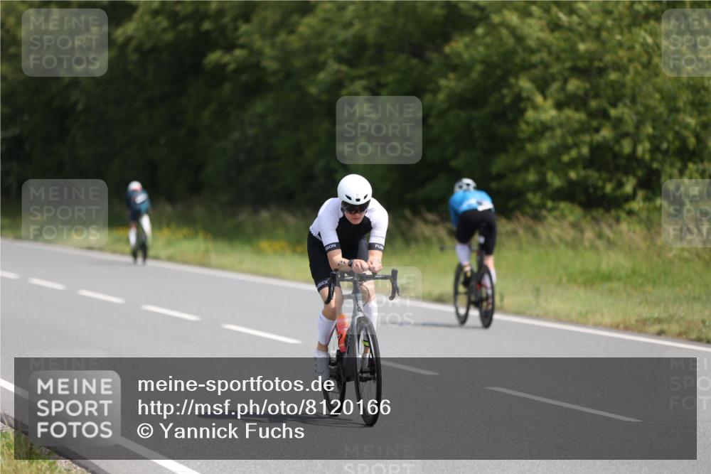 22.06.2025 - Viking Triathlon Yannick Fuchs http://msf.ph/oto/8120166 22.06.2025 11:46:15 Radfahren 77, 97 meine-sportfotos.de