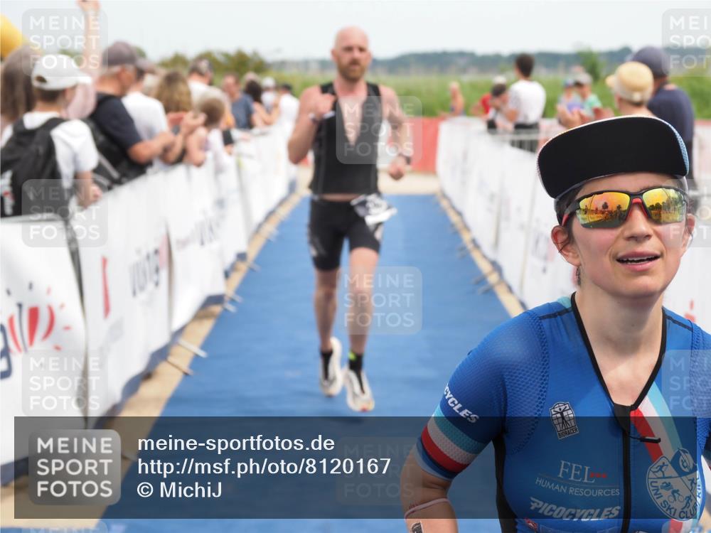 22.06.2025 - Viking Triathlon MichiJ http://msf.ph/oto/8120167 22.06.2025 14:59:08 Ziel 137, 325 meine-sportfotos.de