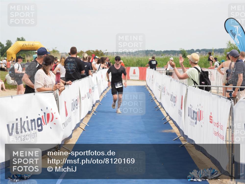 22.06.2025 - Viking Triathlon MichiJ http://msf.ph/oto/8120169 22.06.2025 15:11:15 Ziel 146, 271, 365 meine-sportfotos.de