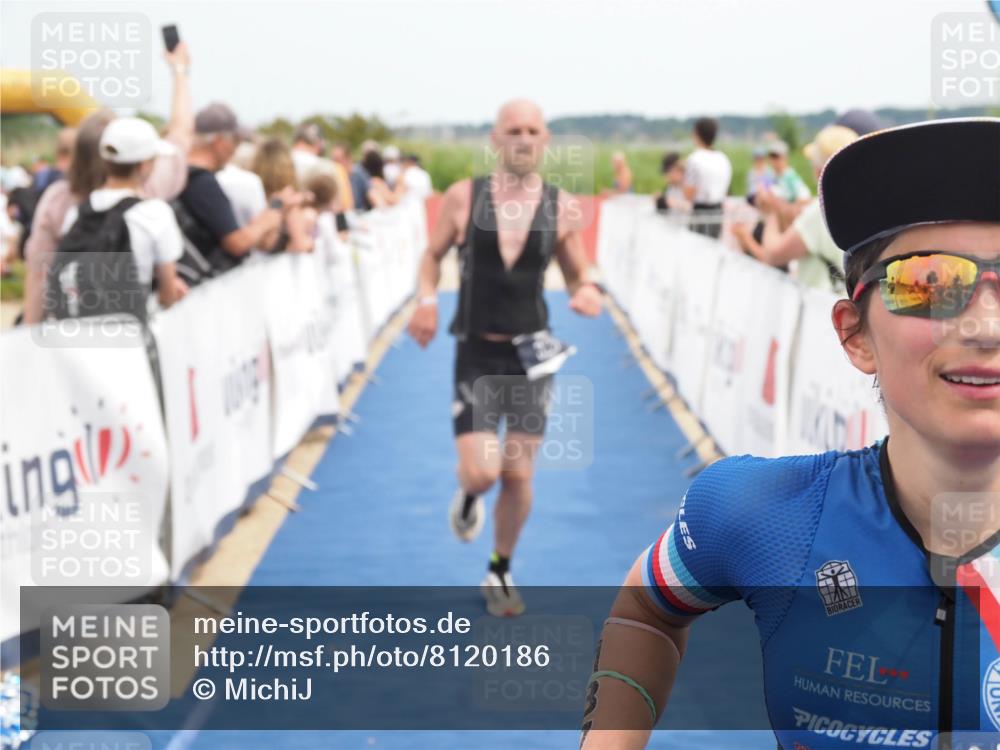 22.06.2025 - Viking Triathlon MichiJ http://msf.ph/oto/8120186 22.06.2025 14:59:09 Ziel 137, 325 meine-sportfotos.de