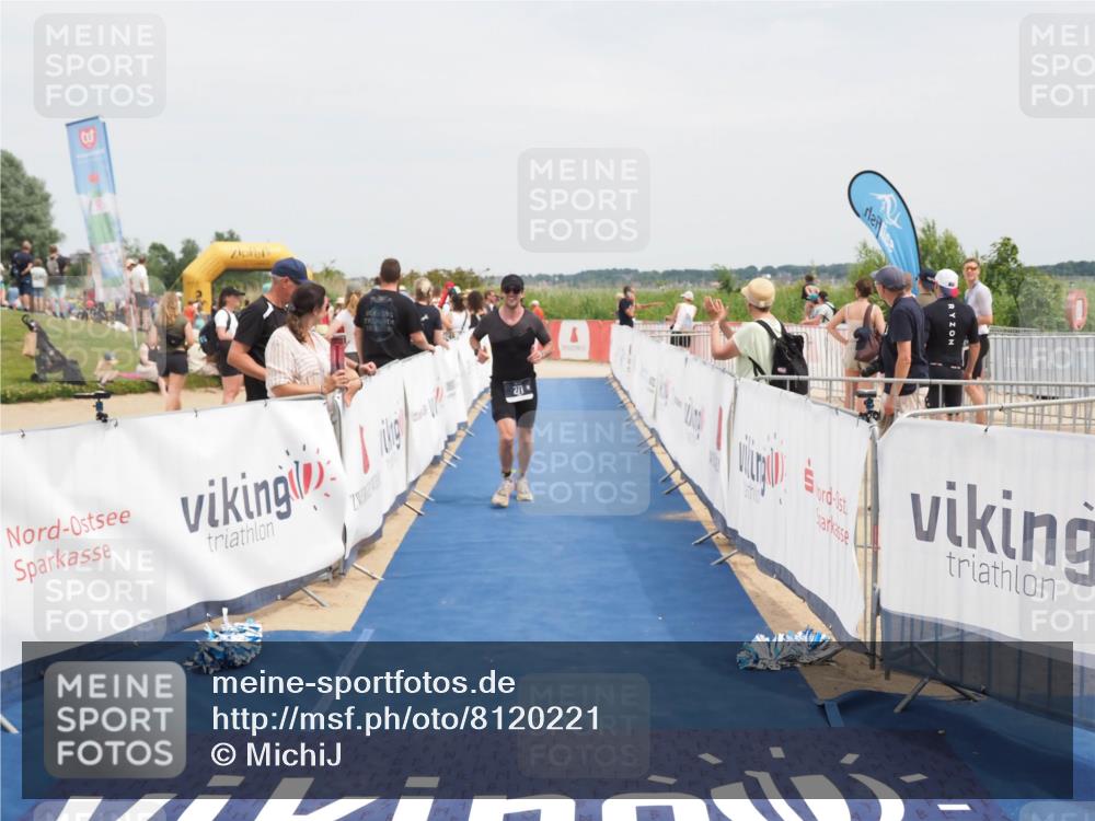 22.06.2025 - Viking Triathlon MichiJ http://msf.ph/oto/8120221 22.06.2025 15:11:16 Ziel 271, 365 meine-sportfotos.de