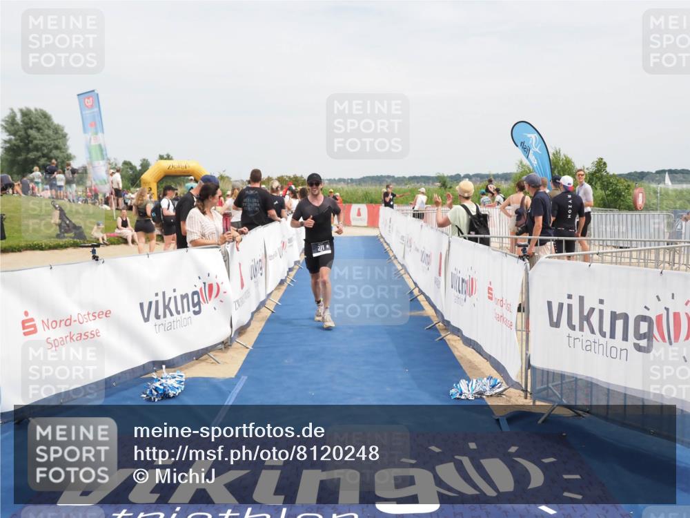 22.06.2025 - Viking Triathlon MichiJ http://msf.ph/oto/8120248 22.06.2025 15:11:16 Ziel 271, 365 meine-sportfotos.de
