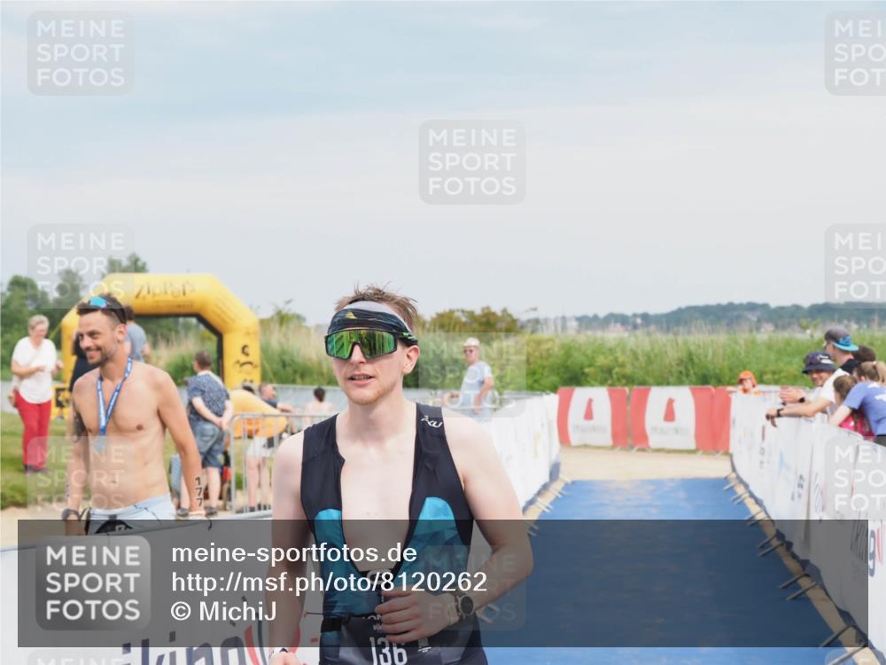 22.06.2025 - Viking Triathlon MichiJ http://msf.ph/oto/8120262 22.06.2025 17:02:53 Ziel 136 meine-sportfotos.de