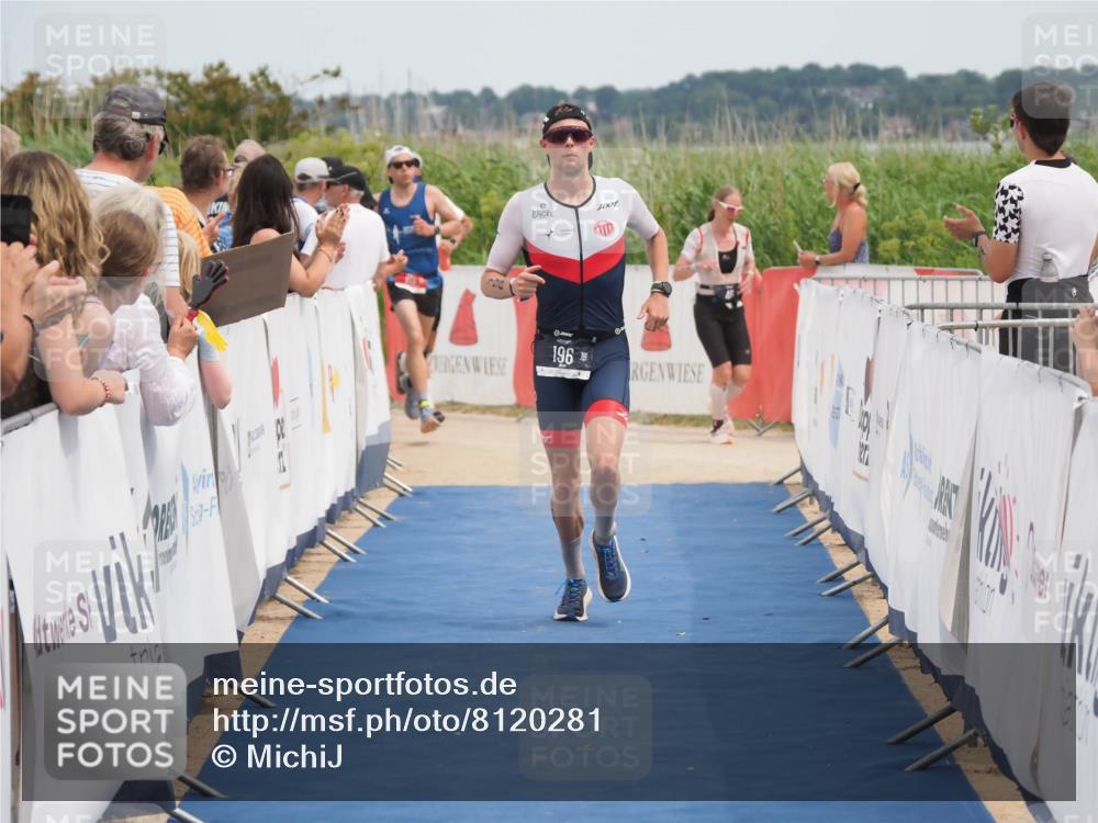 22.06.2025 - Viking Triathlon MichiJ http://msf.ph/oto/8120281 22.06.2025 14:59:14 Ziel 196, 611 meine-sportfotos.de