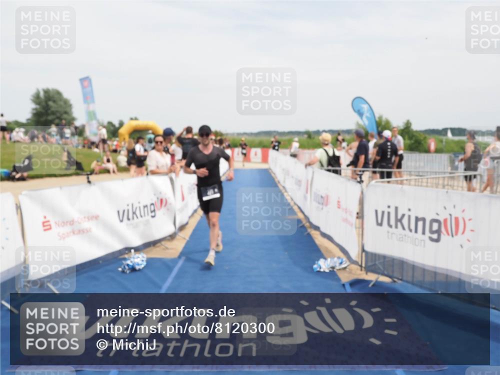 22.06.2025 - Viking Triathlon MichiJ http://msf.ph/oto/8120300 22.06.2025 15:11:17 Ziel 271, 365 meine-sportfotos.de