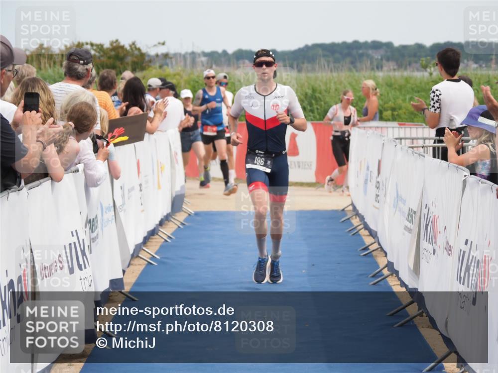 22.06.2025 - Viking Triathlon MichiJ http://msf.ph/oto/8120308 22.06.2025 14:59:14 Ziel 196, 611 meine-sportfotos.de