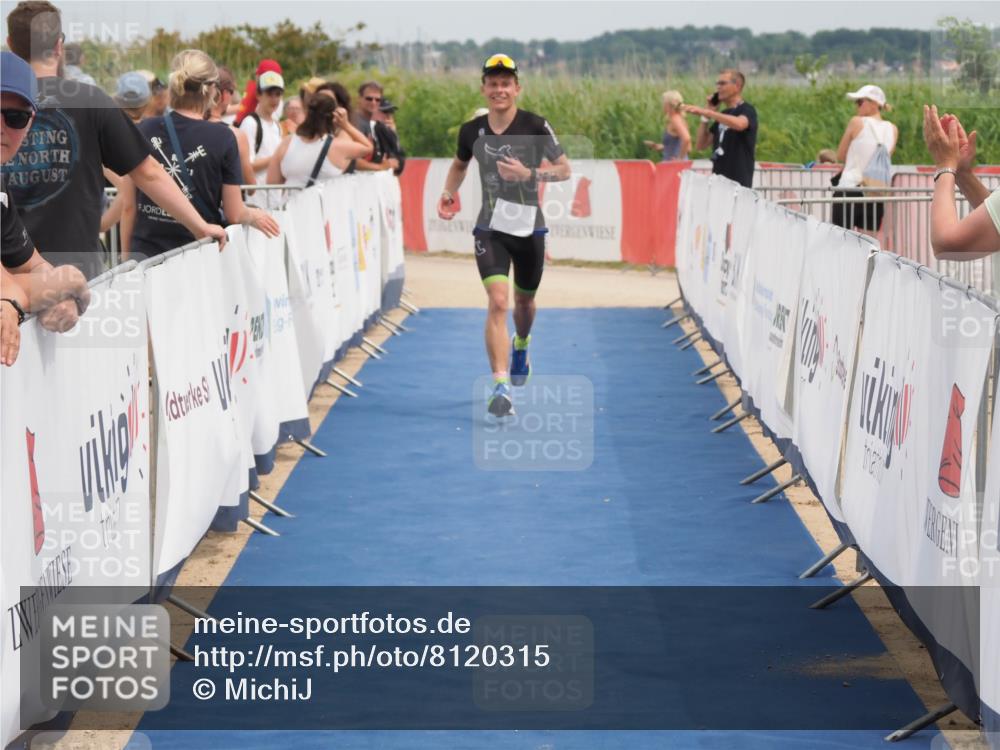 22.06.2025 - Viking Triathlon MichiJ http://msf.ph/oto/8120315 22.06.2025 15:11:20 Ziel 271, 365 meine-sportfotos.de