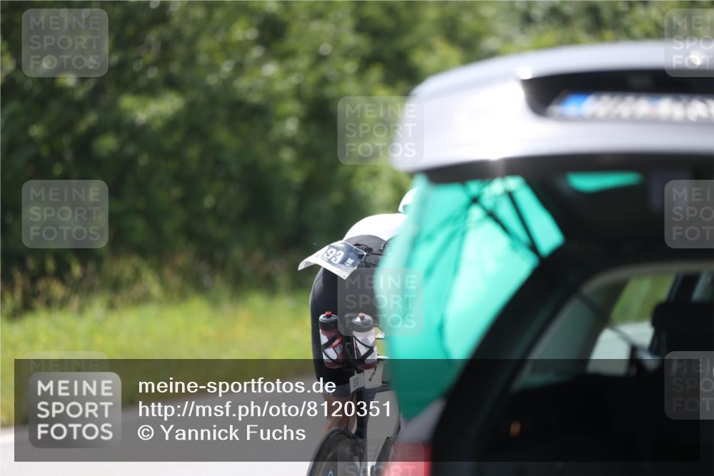 22.06.2025 - Viking Triathlon Yannick Fuchs http://msf.ph/oto/8120351 22.06.2025 11:46:49 Radfahren 57, 59, 393 meine-sportfotos.de