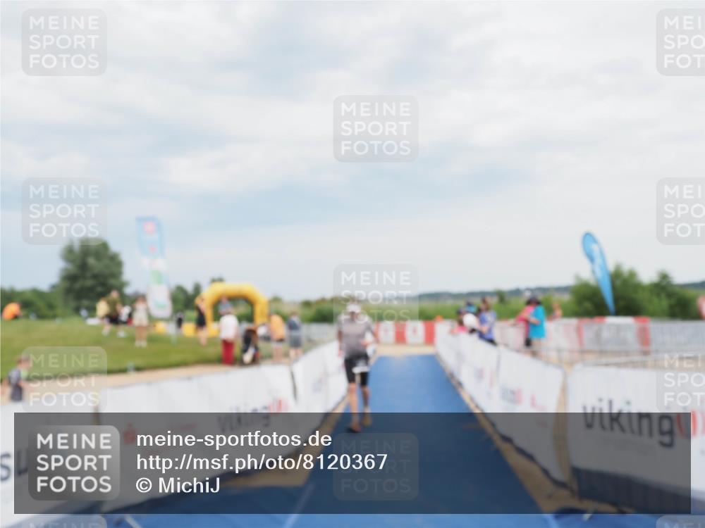 22.06.2025 - Viking Triathlon MichiJ http://msf.ph/oto/8120367 22.06.2025 17:03:30 Ziel 333 meine-sportfotos.de
