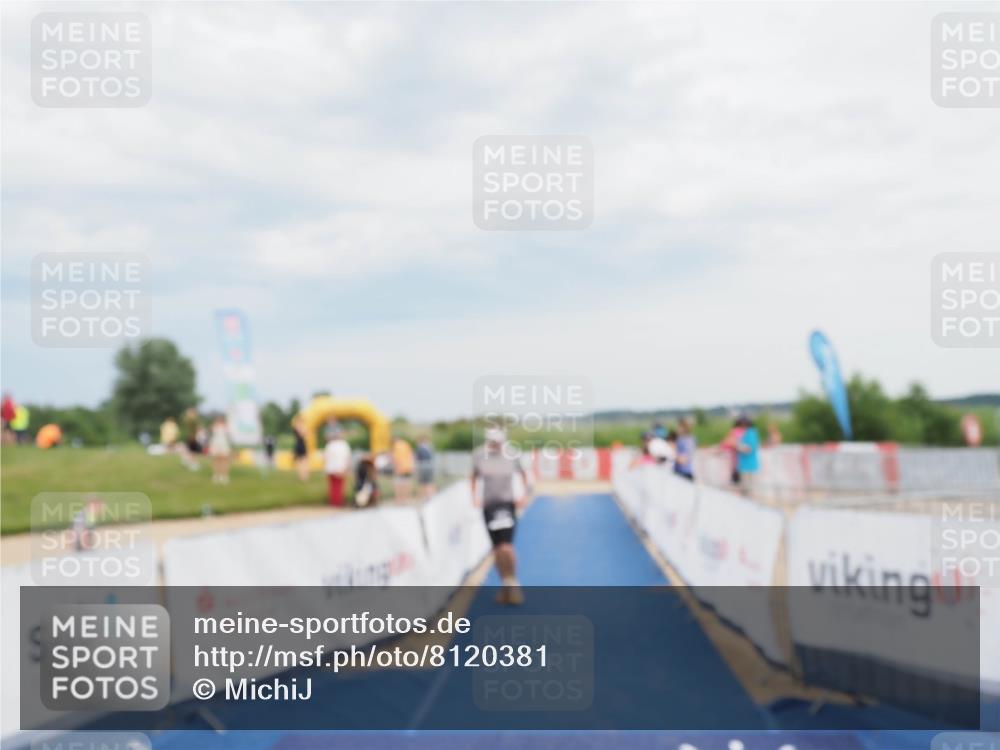 22.06.2025 - Viking Triathlon MichiJ http://msf.ph/oto/8120381 22.06.2025 17:03:30 Ziel 333 meine-sportfotos.de