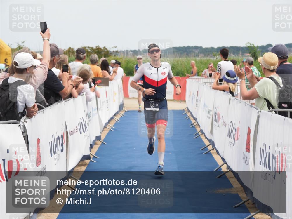 22.06.2025 - Viking Triathlon MichiJ http://msf.ph/oto/8120406 22.06.2025 14:59:15 Ziel 196, 611 meine-sportfotos.de