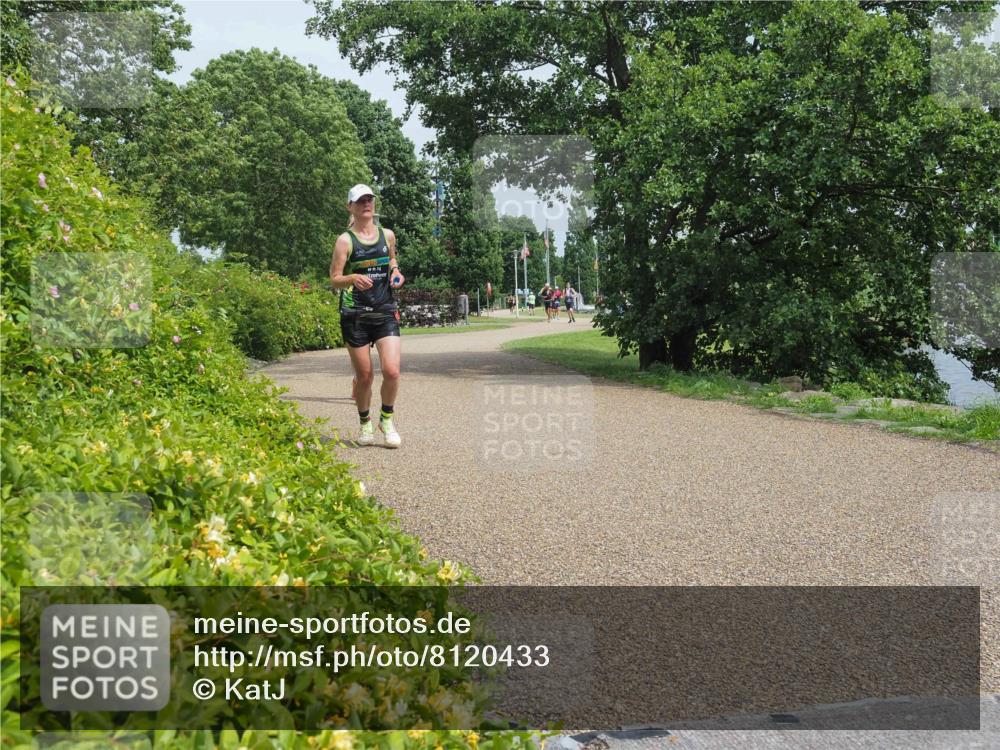 22.06.2025 - Viking Triathlon KatJ http://msf.ph/oto/8120433 22.06.2025 15:14:57 Laufen 43, 636 meine-sportfotos.de