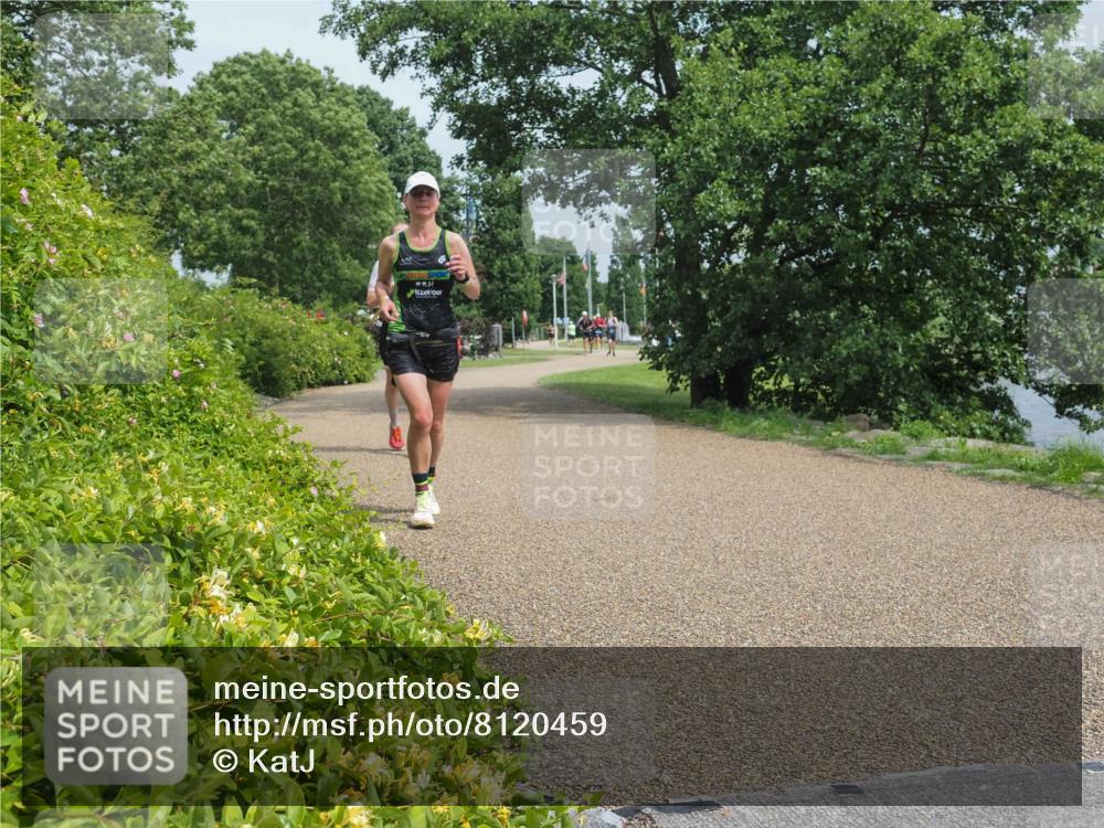 22.06.2025 - Viking Triathlon KatJ http://msf.ph/oto/8120459 22.06.2025 15:14:57 Laufen 43, 636 meine-sportfotos.de