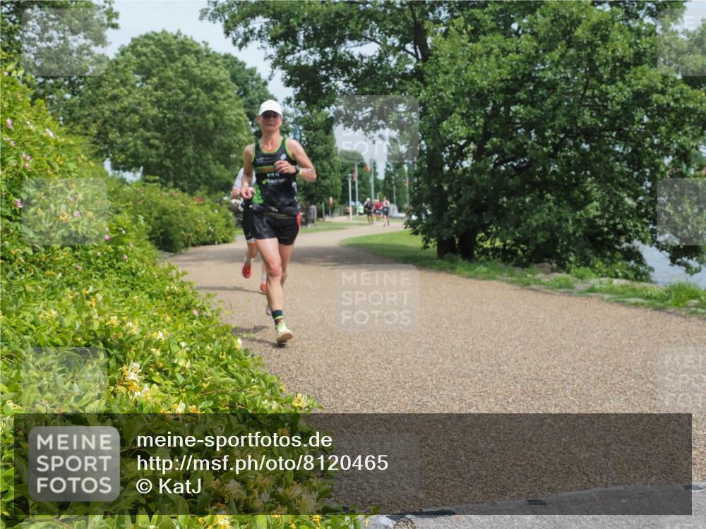 22.06.2025 - Viking Triathlon KatJ http://msf.ph/oto/8120465 22.06.2025 15:14:57 Laufen 43, 636 meine-sportfotos.de