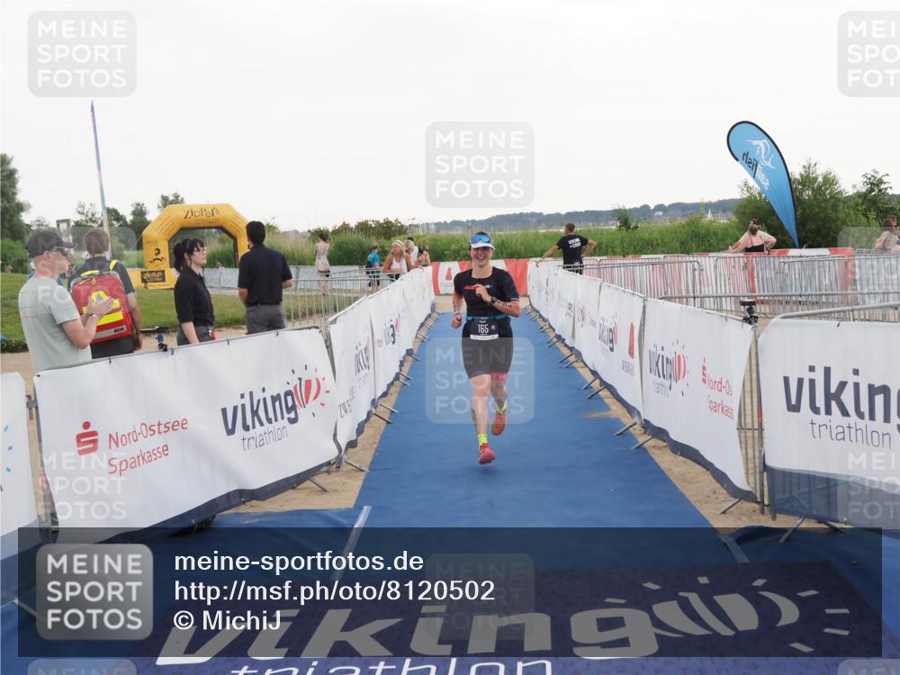 22.06.2025 - Viking Triathlon MichiJ http://msf.ph/oto/8120502 22.06.2025 16:30:44 Ziel 165 meine-sportfotos.de