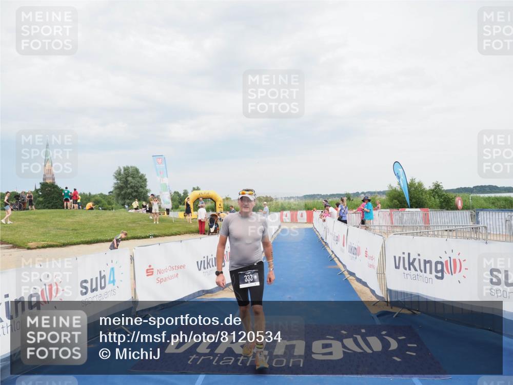 22.06.2025 - Viking Triathlon MichiJ http://msf.ph/oto/8120534 22.06.2025 17:03:32 Ziel 333 meine-sportfotos.de
