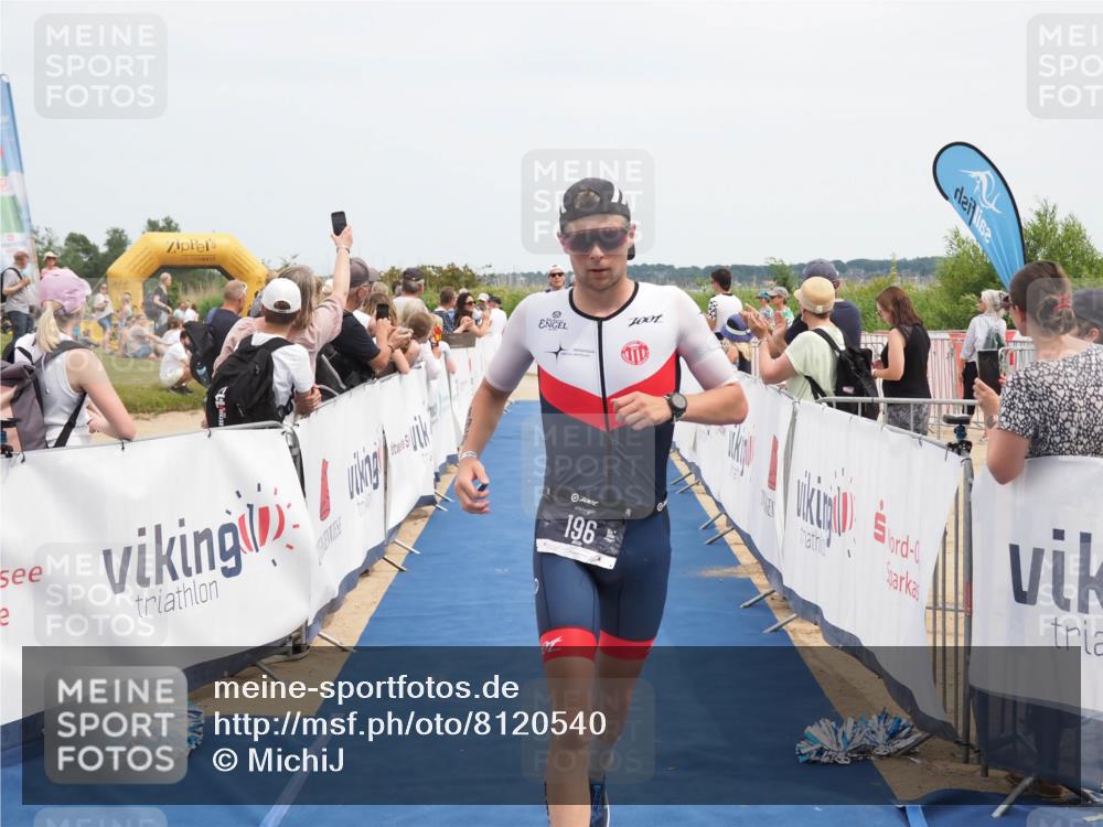 22.06.2025 - Viking Triathlon MichiJ http://msf.ph/oto/8120540 22.06.2025 14:59:17 Ziel 196, 611 meine-sportfotos.de