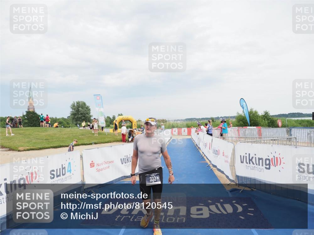 22.06.2025 - Viking Triathlon MichiJ http://msf.ph/oto/8120545 22.06.2025 17:03:33 Ziel 333 meine-sportfotos.de