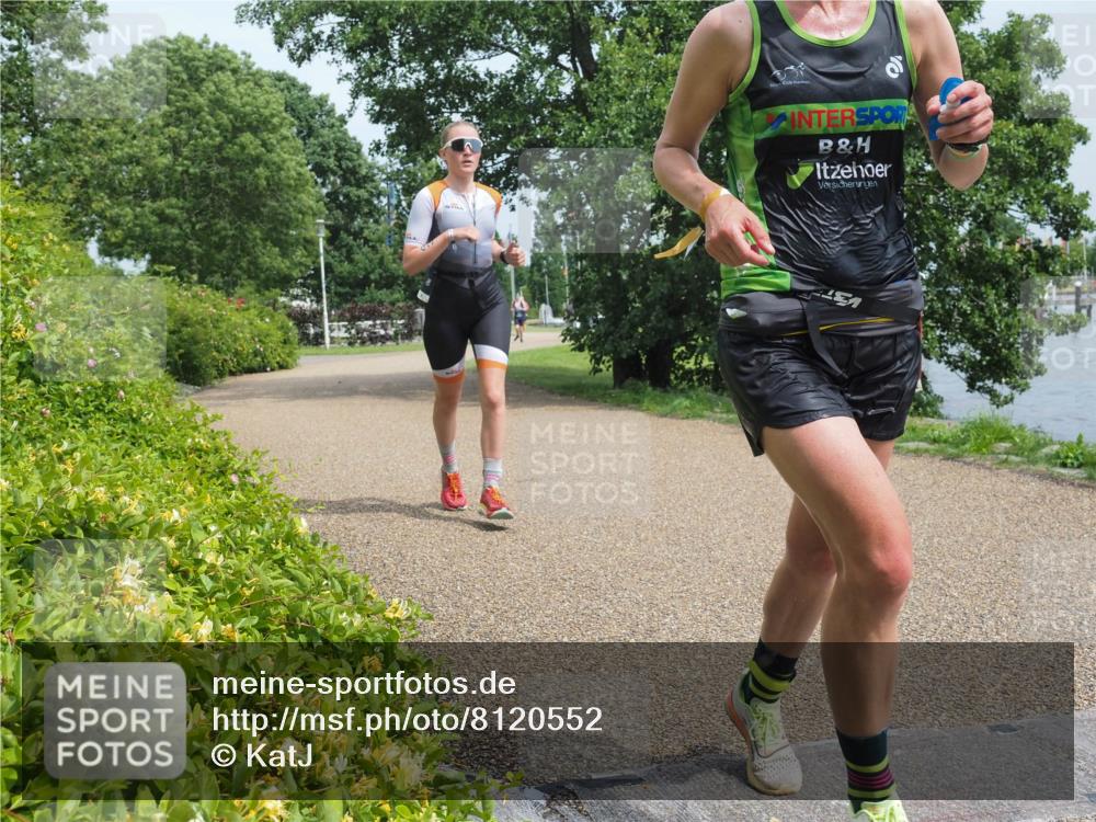 22.06.2025 - Viking Triathlon KatJ http://msf.ph/oto/8120552 22.06.2025 15:14:59 Laufen 43, 636 meine-sportfotos.de