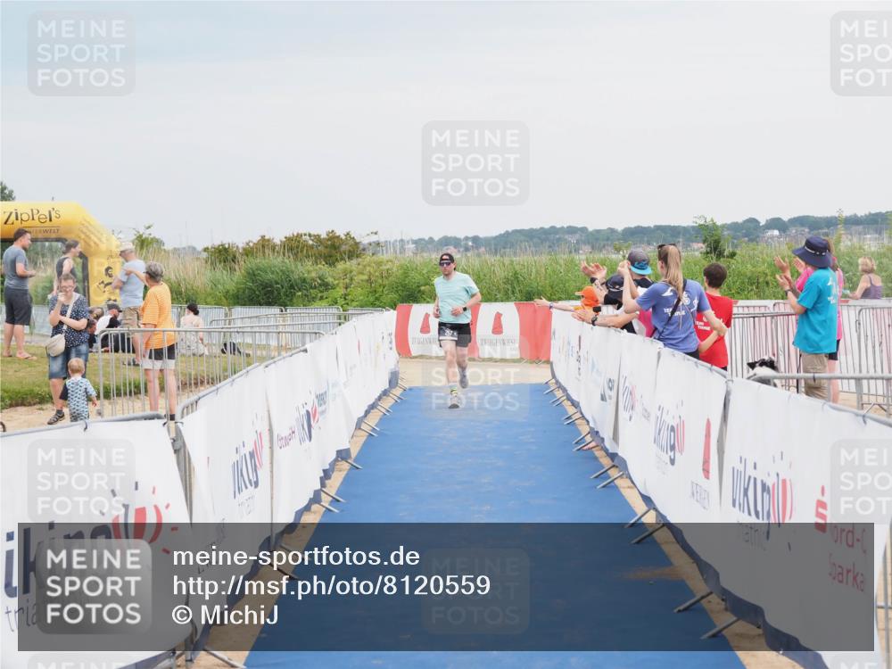 22.06.2025 - Viking Triathlon MichiJ http://msf.ph/oto/8120559 22.06.2025 17:04:29 Ziel 257 meine-sportfotos.de