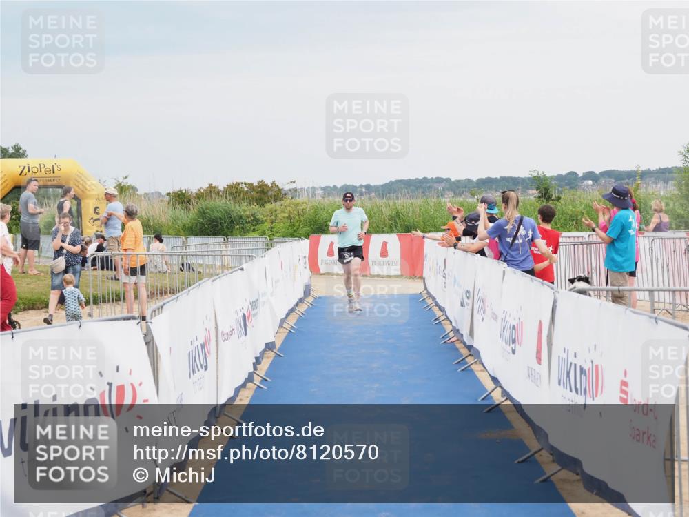 22.06.2025 - Viking Triathlon MichiJ http://msf.ph/oto/8120570 22.06.2025 17:04:29 Ziel 257 meine-sportfotos.de