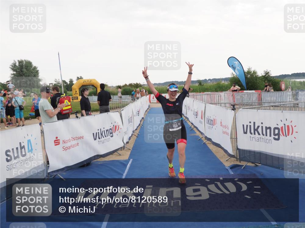 22.06.2025 - Viking Triathlon MichiJ http://msf.ph/oto/8120589 22.06.2025 16:30:45 Ziel 165 meine-sportfotos.de
