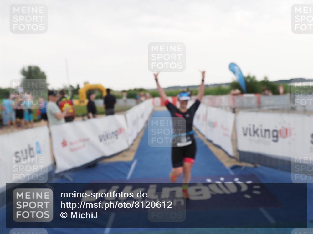 22.06.2025 - Viking Triathlon MichiJ http://msf.ph/oto/8120612 22.06.2025 16:30:45 Ziel 165 meine-sportfotos.de