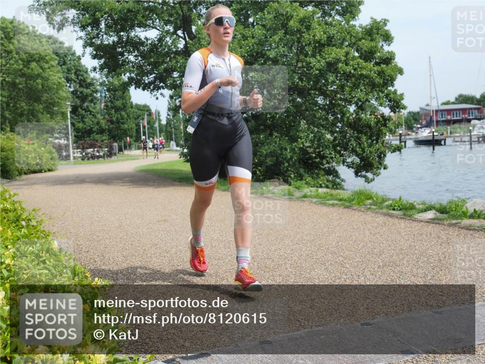 22.06.2025 - Viking Triathlon KatJ http://msf.ph/oto/8120615 22.06.2025 15:14:59 Laufen 43, 636 meine-sportfotos.de