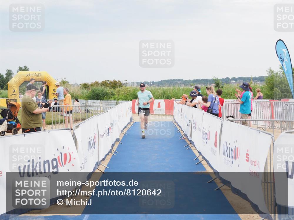 22.06.2025 - Viking Triathlon MichiJ http://msf.ph/oto/8120642 22.06.2025 17:04:31 Ziel 257 meine-sportfotos.de