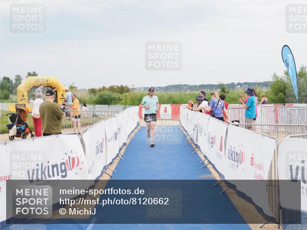 22.06.2025 - Viking Triathlon MichiJ http://msf.ph/oto/8120662 22.06.2025 17:04:31 Ziel 257 meine-sportfotos.de
