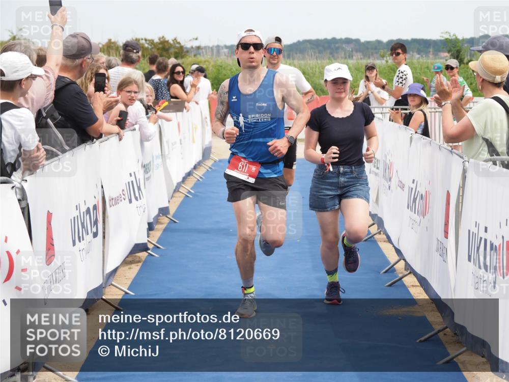 22.06.2025 - Viking Triathlon MichiJ http://msf.ph/oto/8120669 22.06.2025 14:59:19 Ziel 196, 611 meine-sportfotos.de