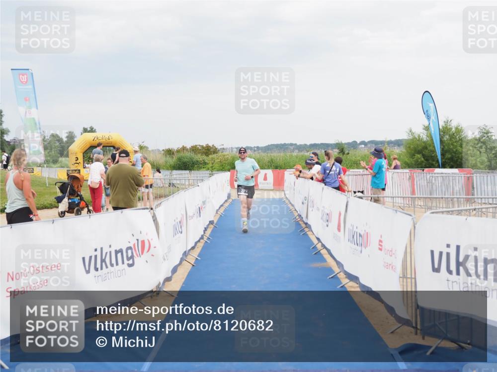22.06.2025 - Viking Triathlon MichiJ http://msf.ph/oto/8120682 22.06.2025 17:04:31 Ziel 257 meine-sportfotos.de