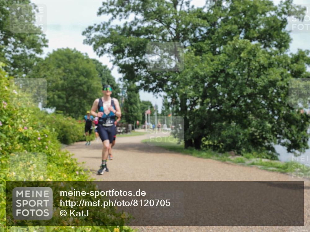 22.06.2025 - Viking Triathlon KatJ http://msf.ph/oto/8120705 22.06.2025 15:15:13 Laufen 136, 283 meine-sportfotos.de