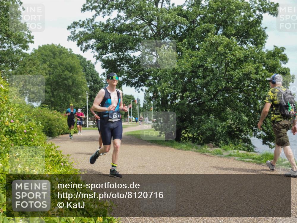 22.06.2025 - Viking Triathlon KatJ http://msf.ph/oto/8120716 22.06.2025 15:15:13 Laufen 136, 283 meine-sportfotos.de