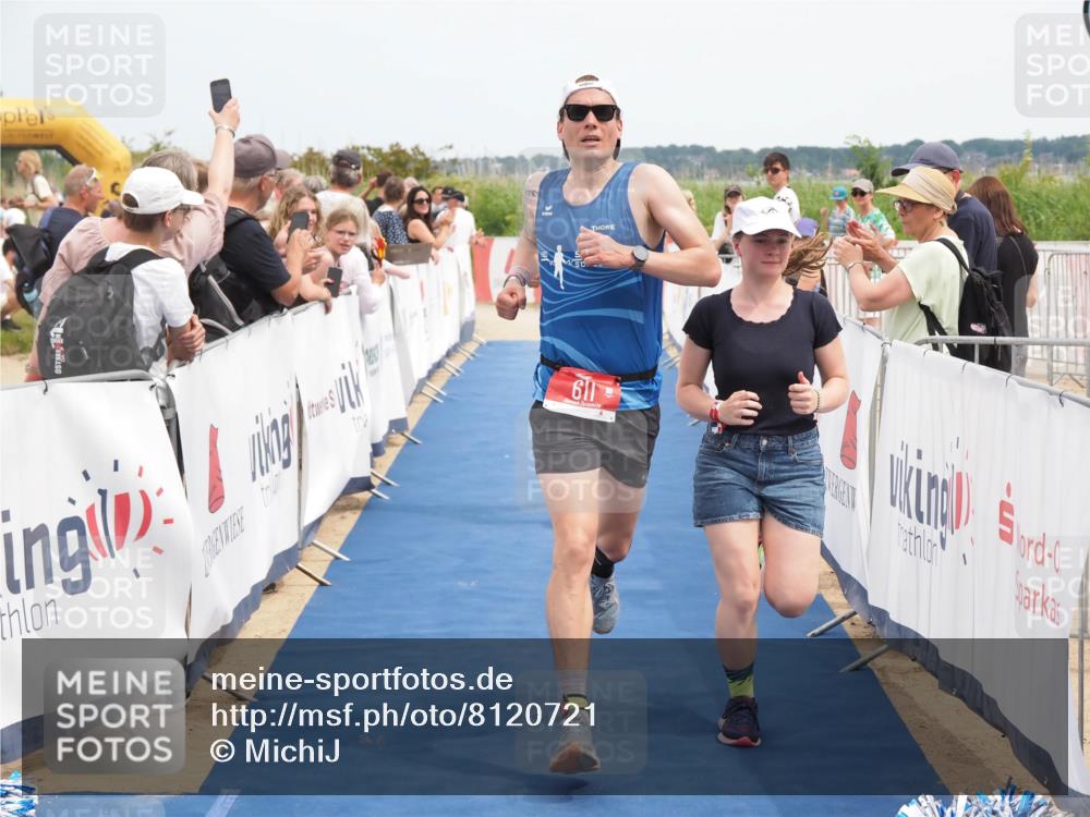 22.06.2025 - Viking Triathlon MichiJ http://msf.ph/oto/8120721 22.06.2025 14:59:19 Ziel 196, 611 meine-sportfotos.de