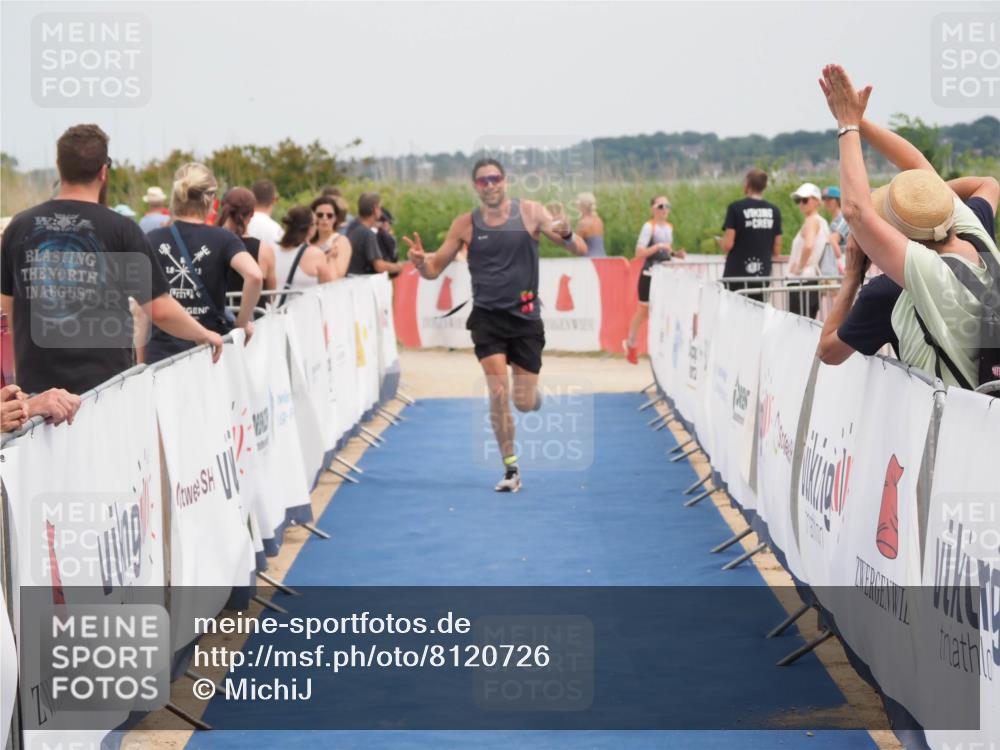 22.06.2025 - Viking Triathlon MichiJ http://msf.ph/oto/8120726 22.06.2025 15:12:26 Ziel 643 meine-sportfotos.de