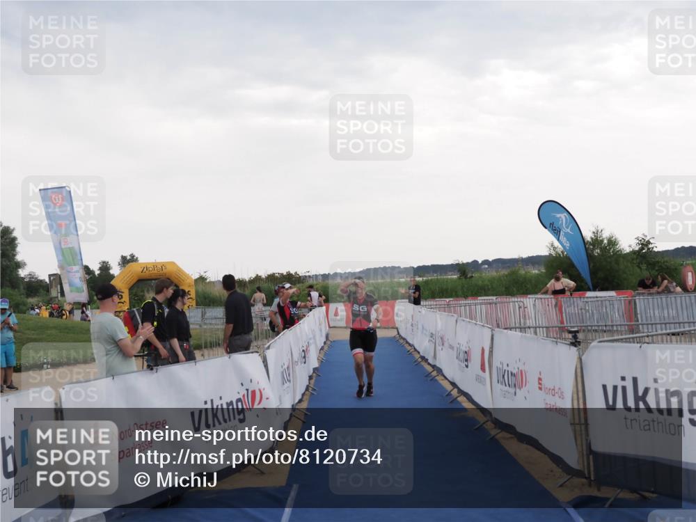 22.06.2025 - Viking Triathlon MichiJ http://msf.ph/oto/8120734 22.06.2025 16:31:41 Ziel 315 meine-sportfotos.de