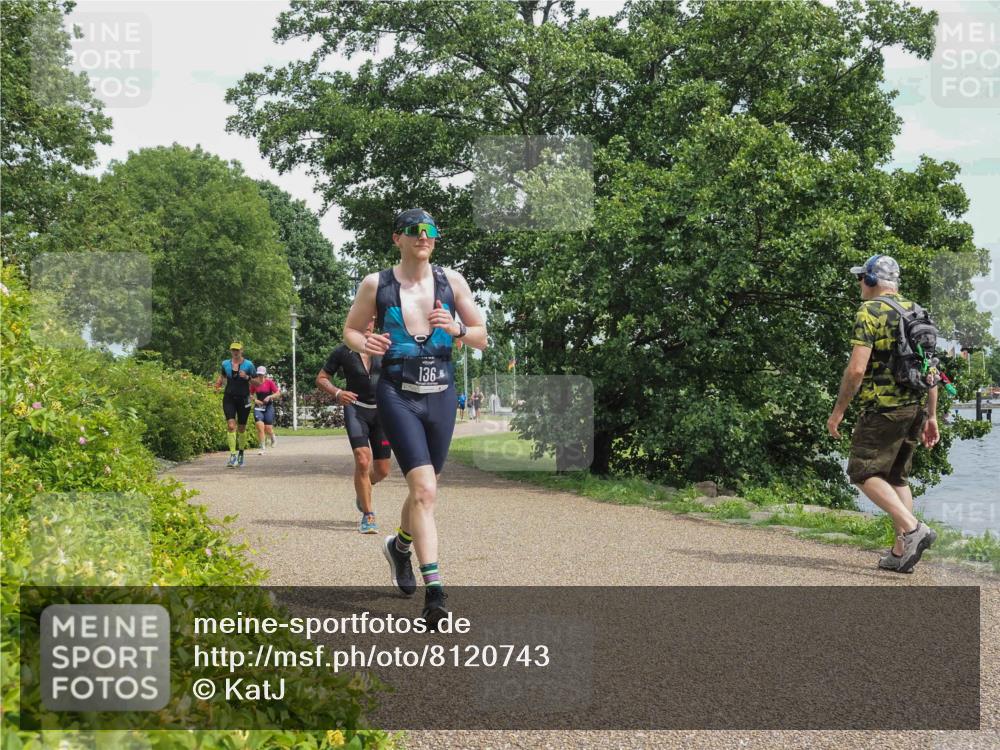 22.06.2025 - Viking Triathlon KatJ http://msf.ph/oto/8120743 22.06.2025 15:15:14 Laufen 136, 283 meine-sportfotos.de