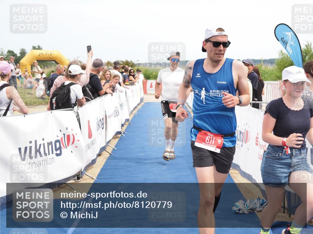 22.06.2025 - Viking Triathlon MichiJ http://msf.ph/oto/8120779 22.06.2025 14:59:20 Ziel 196, 611 meine-sportfotos.de