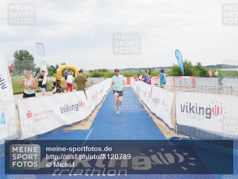 22.06.2025 - Viking Triathlon MichiJ http://msf.ph/oto/8120789 22.06.2025 17:04:33 Ziel 257 meine-sportfotos.de