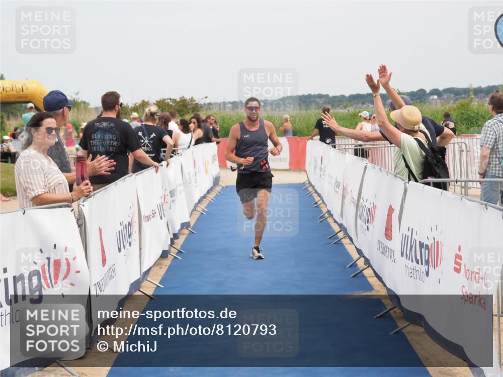 22.06.2025 - Viking Triathlon MichiJ http://msf.ph/oto/8120793 22.06.2025 15:12:27 Ziel 643 meine-sportfotos.de