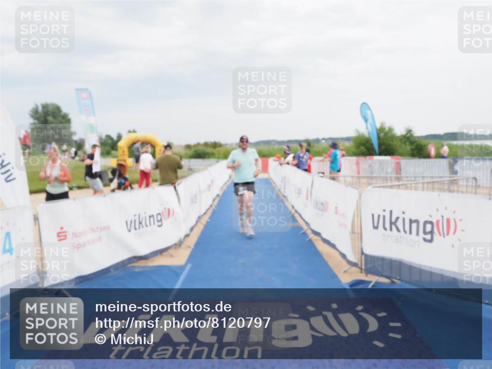 22.06.2025 - Viking Triathlon MichiJ http://msf.ph/oto/8120797 22.06.2025 17:04:33 Ziel 257 meine-sportfotos.de