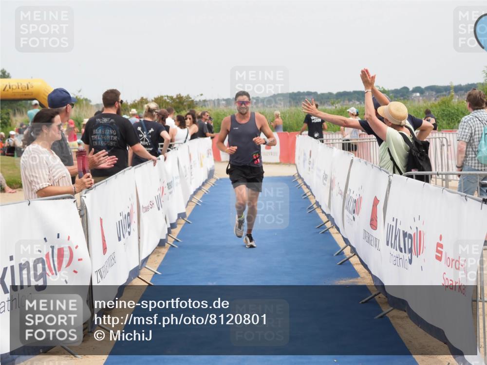 22.06.2025 - Viking Triathlon MichiJ http://msf.ph/oto/8120801 22.06.2025 15:12:27 Ziel 643 meine-sportfotos.de