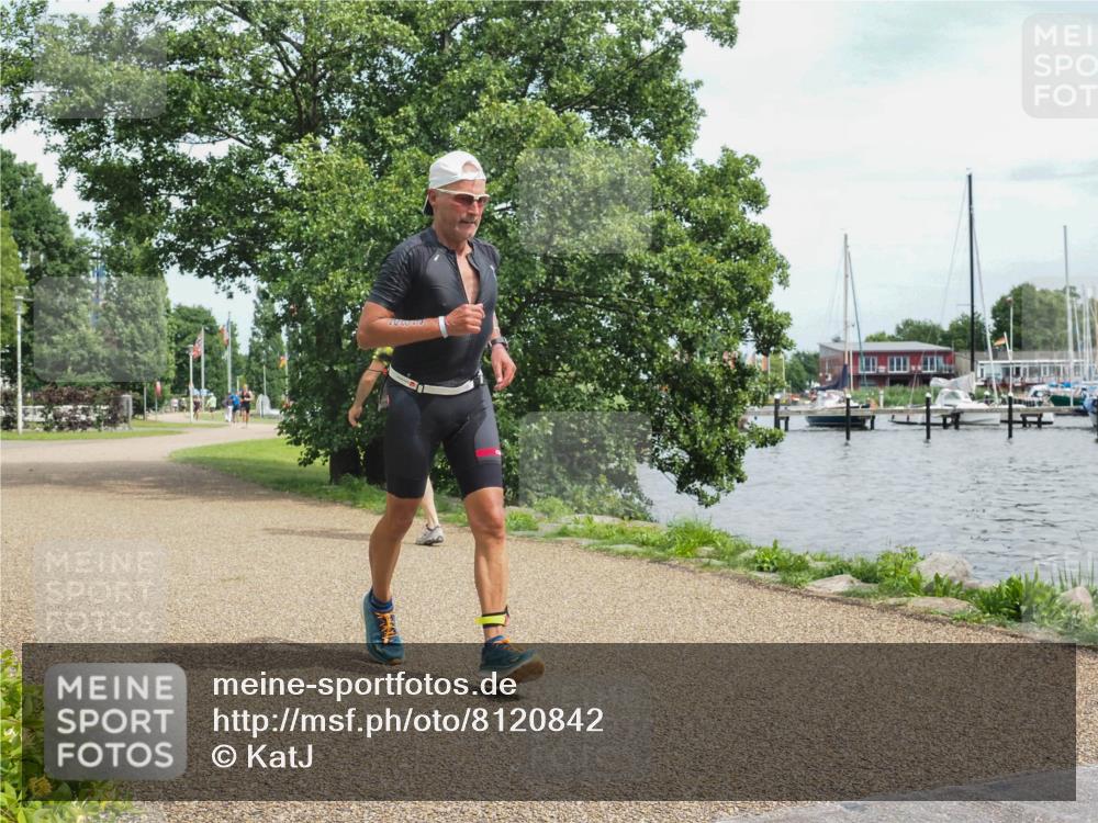 22.06.2025 - Viking Triathlon KatJ http://msf.ph/oto/8120842 22.06.2025 15:15:15 Laufen 136, 181, 283 meine-sportfotos.de
