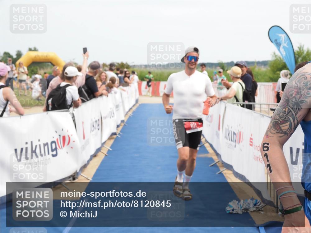 22.06.2025 - Viking Triathlon MichiJ http://msf.ph/oto/8120845 22.06.2025 14:59:21 Ziel 196, 611, 654 meine-sportfotos.de