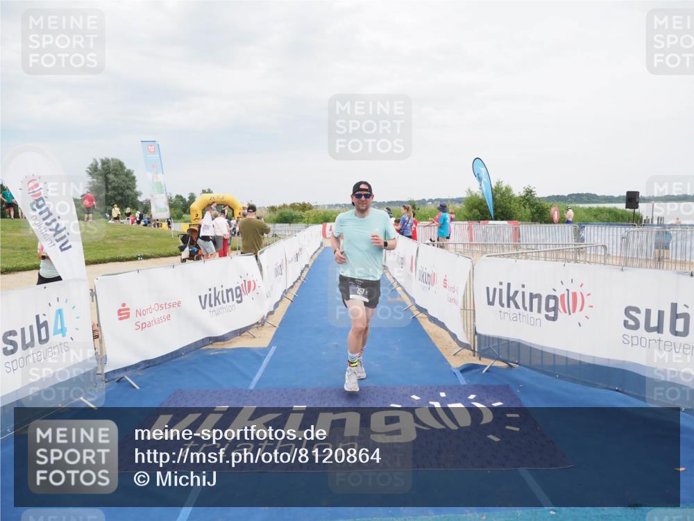 22.06.2025 - Viking Triathlon MichiJ http://msf.ph/oto/8120864 22.06.2025 17:04:34 Ziel 257 meine-sportfotos.de