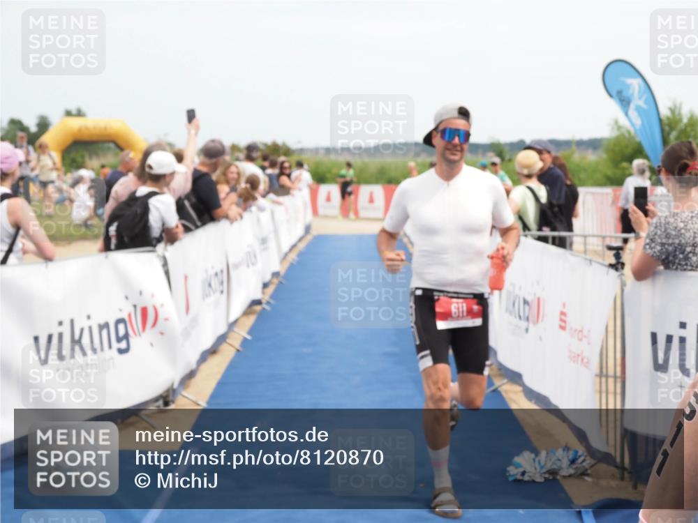 22.06.2025 - Viking Triathlon MichiJ http://msf.ph/oto/8120870 22.06.2025 14:59:21 Ziel 196, 611, 654 meine-sportfotos.de